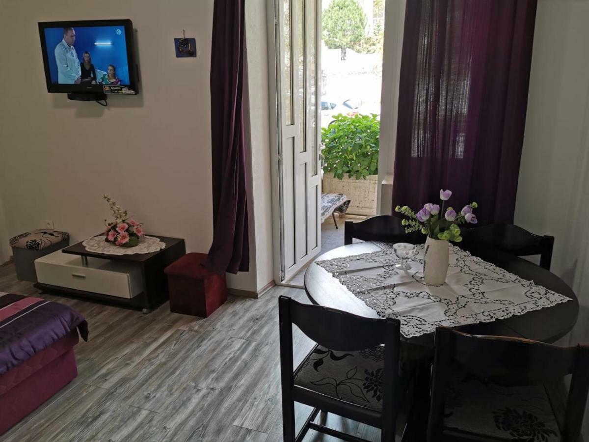 Apartma Deak
